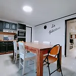 La Maison Bleue