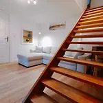 Semesterbostad La Maison Bleue *