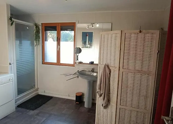 Semesterbostad La Maison Bleue *